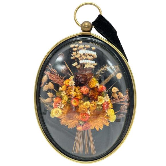 Vintage Cideart Oval Bubble Glass Framed Dried Flowers - Picture 14 of 14